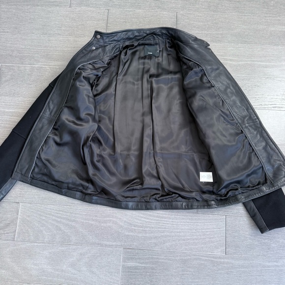 VINCE Leather Paneled Wool Moto Men’s Jacket Lambskin Black Size S Biker - Picture 11 of 16